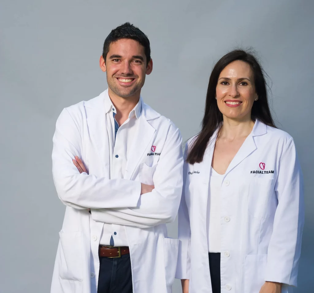 Facial Feminization Researchers, specialized facial feminization scientists at Facialteam, a clinic for FFS surgery.