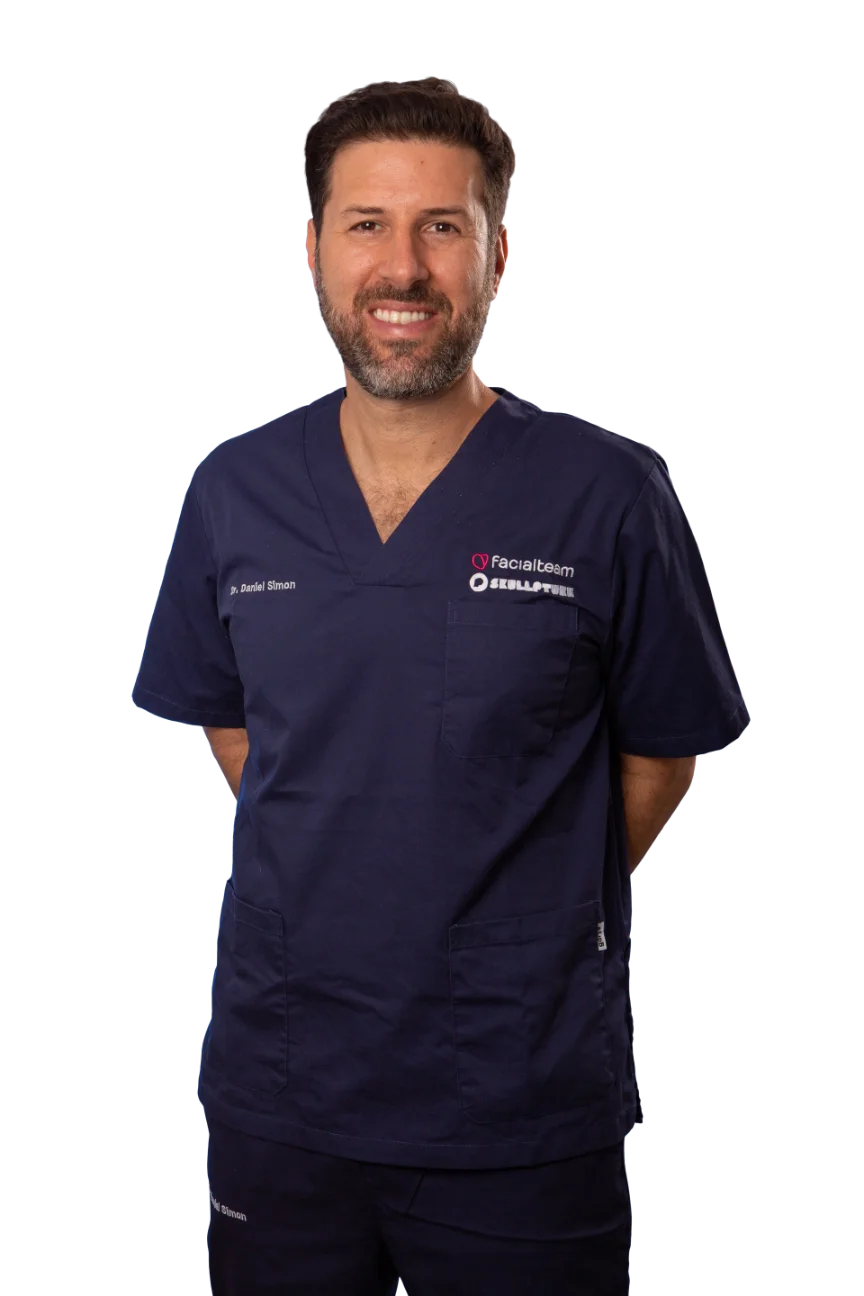Facial Feminization Expert Doctor Daniel Simon, specialized facial feminization surgeon at Facialteam, a clinic for FFS surgery.