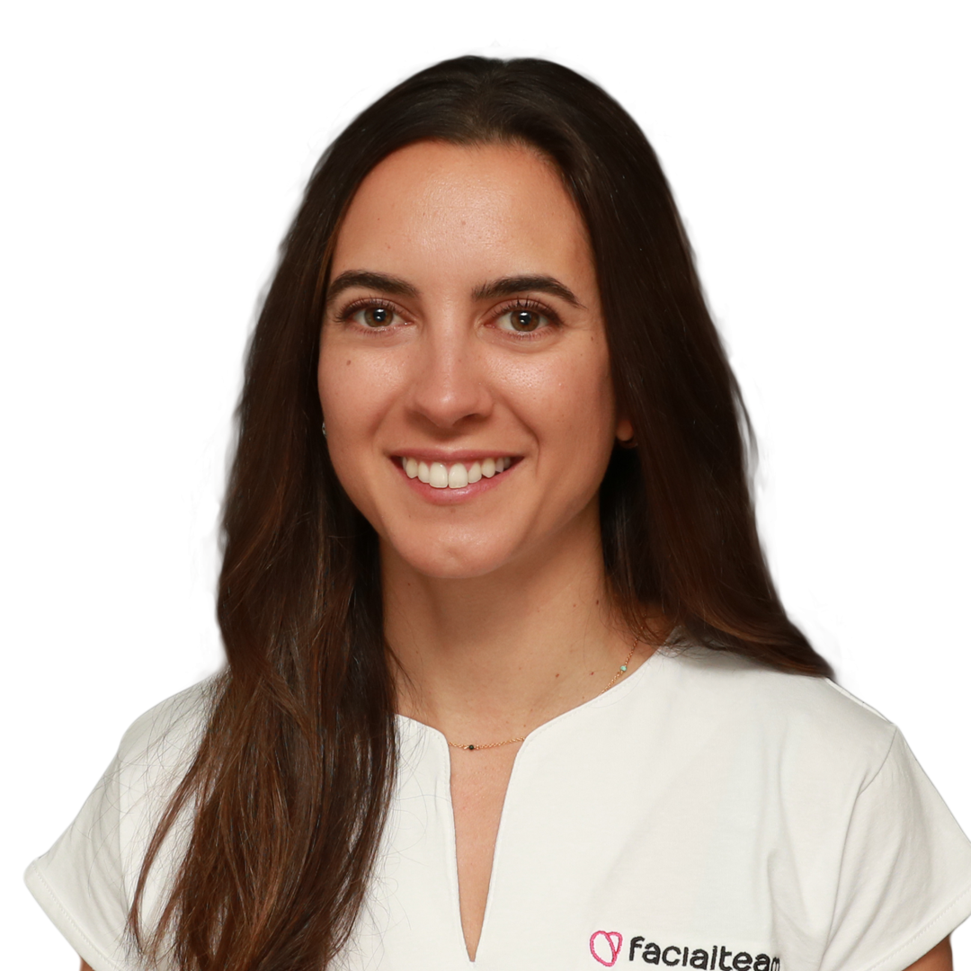 Romina, Physiotherapist at Facialteam, a clinic for FFS surgery.